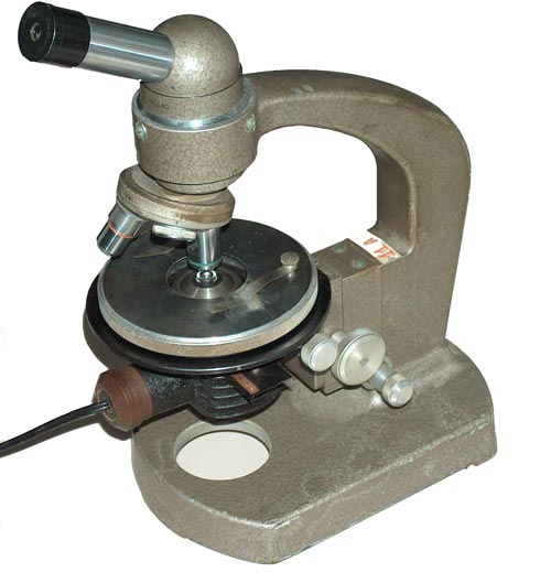 Microscope monoculaire BBT